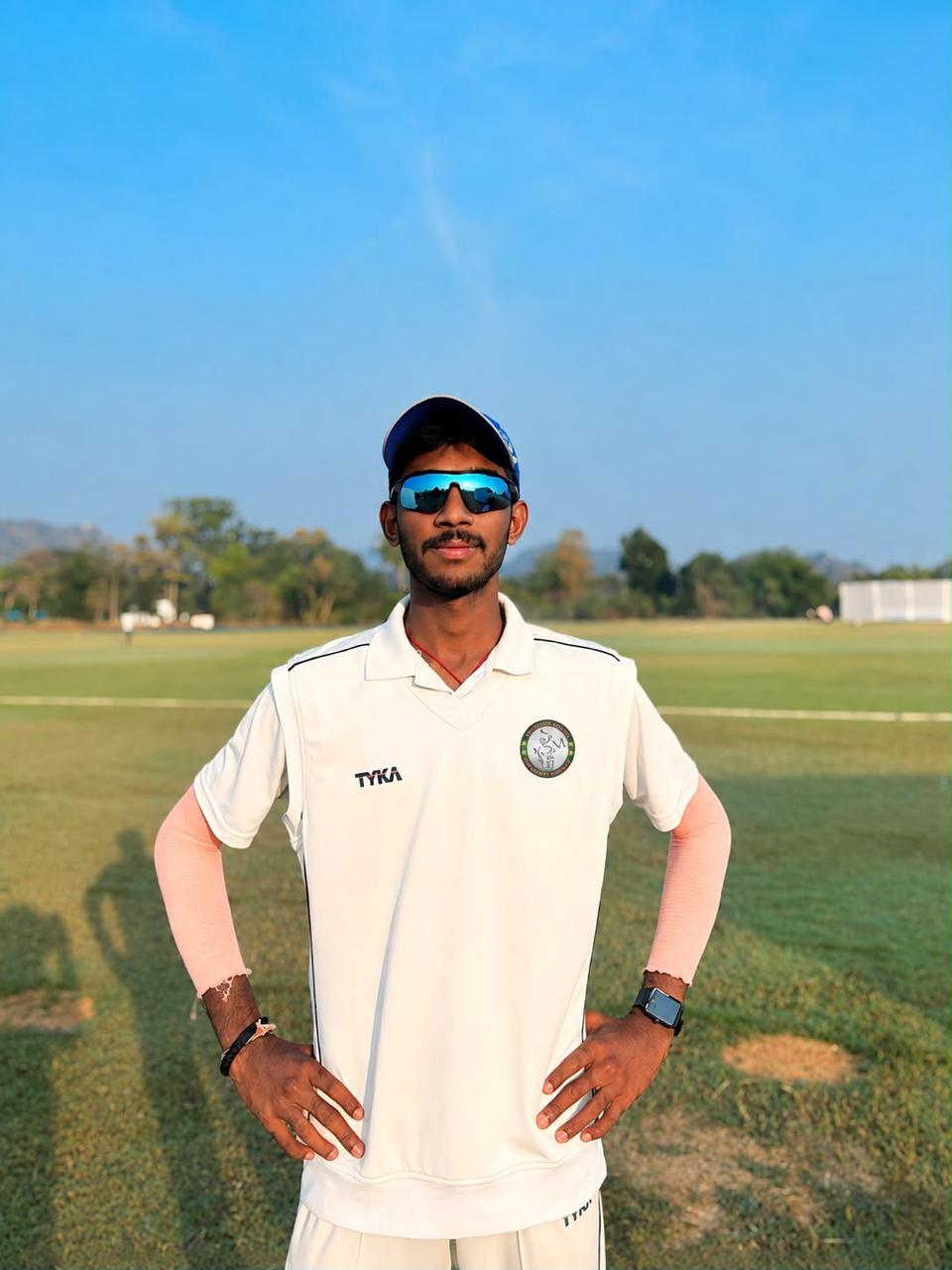 KSM academy cricketer on the ground